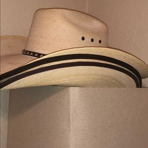 Meet your Posher, Horacio